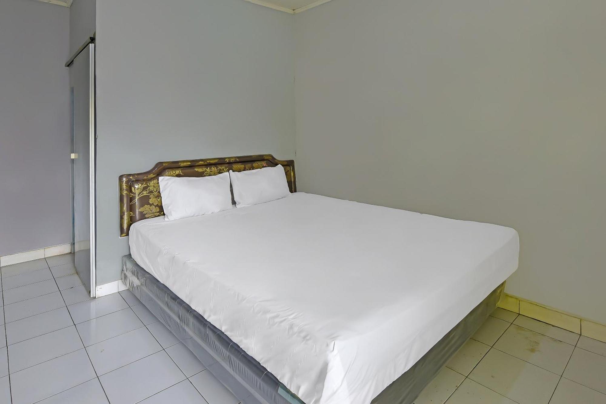 Spot On 91905 Hotel Cipto Arum Cilacap Eksteriør bilde